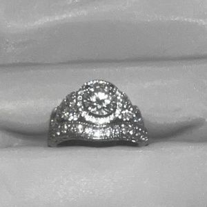 Stunning I do engagement and wedding band set